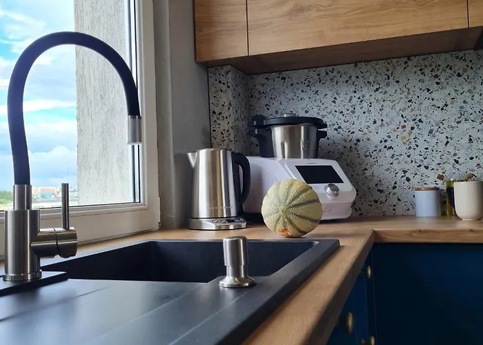 Sunny Near * 奥尔什丁